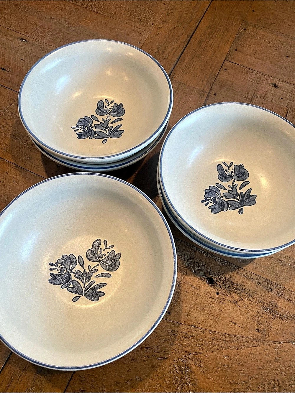 Pfaltzgraff Yorktowne Cereal/Soup Bowls - Set of 7